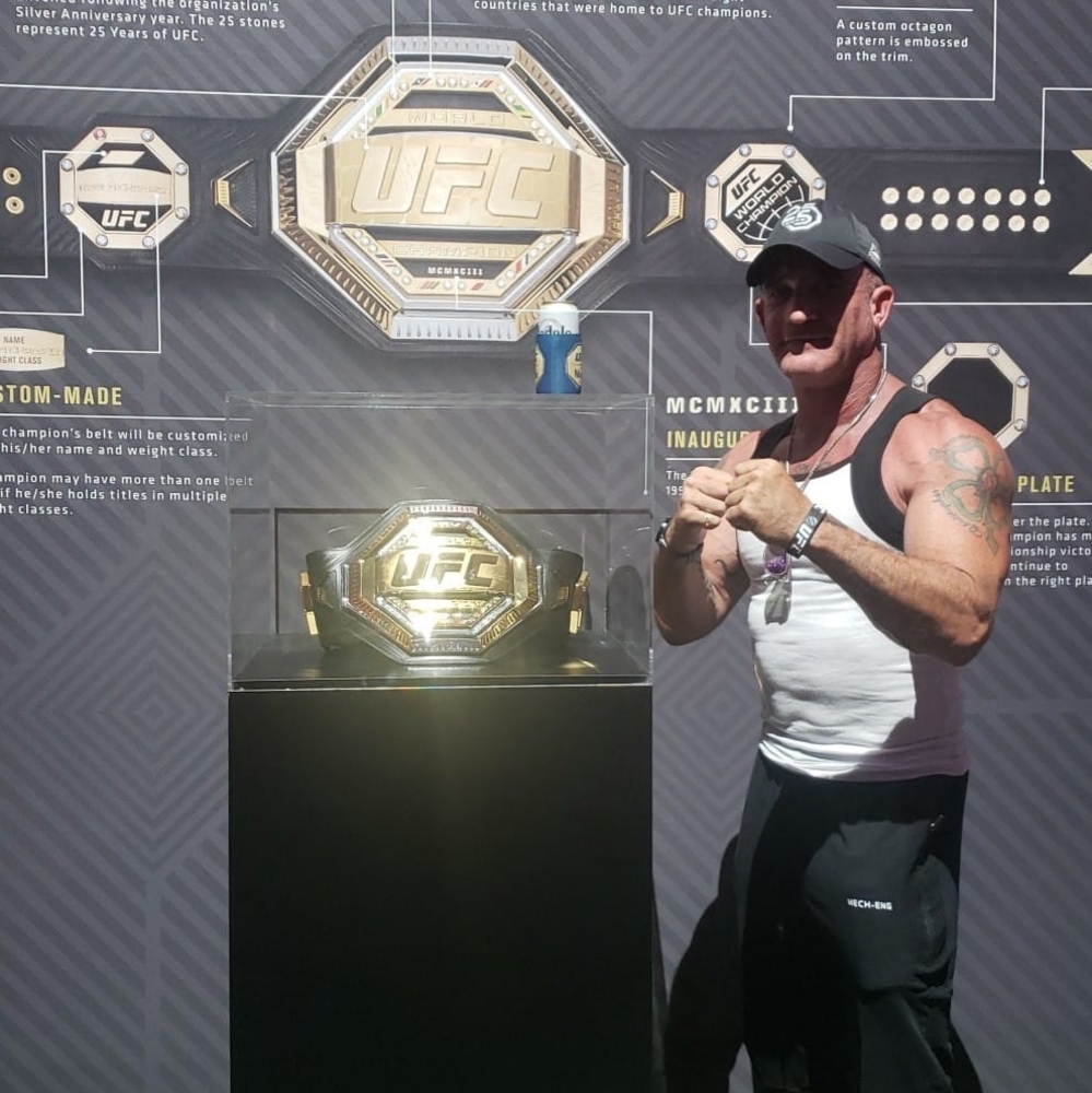 Meet your Posher, Michael